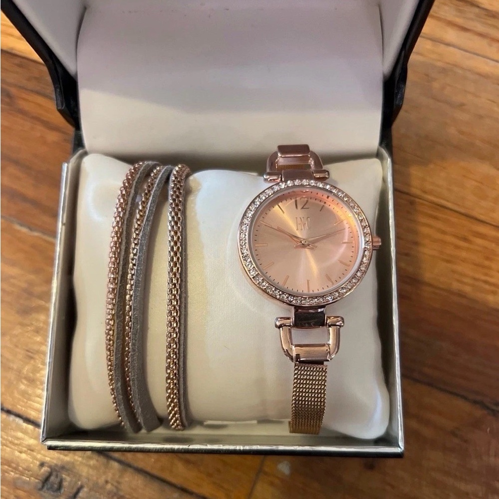 INC Rose Goldtone Ladies Watch W/rhinestone and bracelet New Battery$69